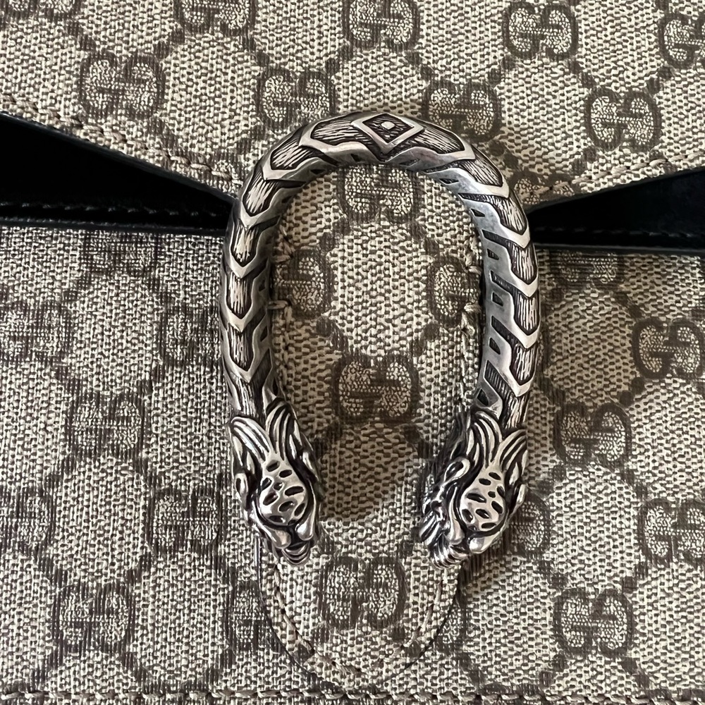 Authentic Gucci Dionysus Mini Bag - Picture 7 of 16